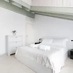 Easylife - - C Italia 68bp5 - P Ticinese * מילאנו