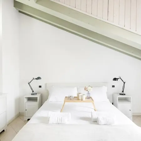 Lejlighed Easylife - - C Italia 68bp5 - P Ticinese *