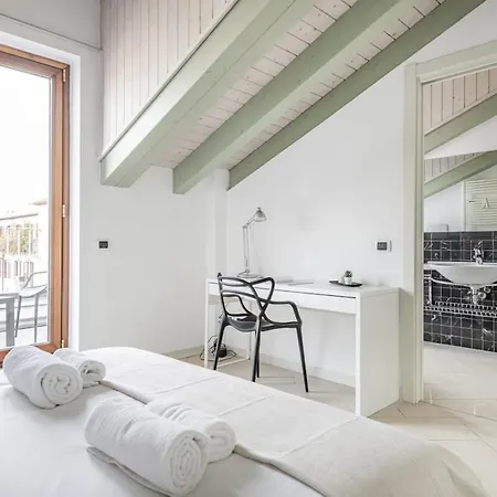 Lejlighed Easylife - - C Italia 68bp5 - P Ticinese *
