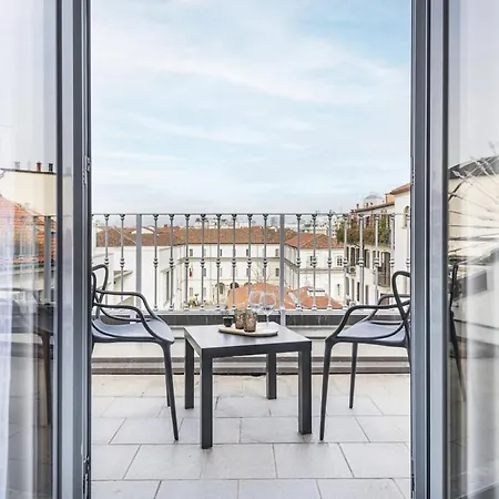 Lejlighed Easylife - - C Italia 68bp5 - P Ticinese *