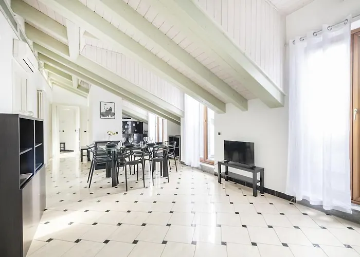 Easylife - - C Italia 68bp5 - P Ticinese شقة *